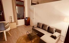 Retro Appartement Im Herzen Von Koeln Deutz